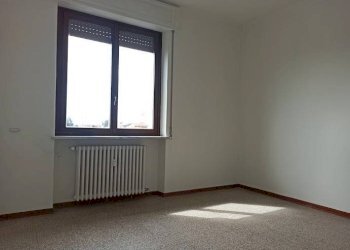 Soggiorno - Trilocale via Piave, 22, Trecate - foto 3