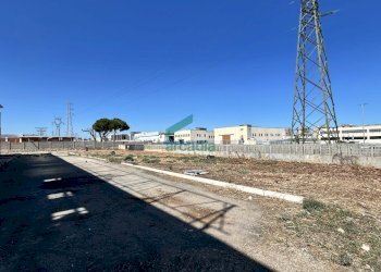 dettagli - Locale Commerciale Viale Francesco de Blasio 46, Modugno - foto 15