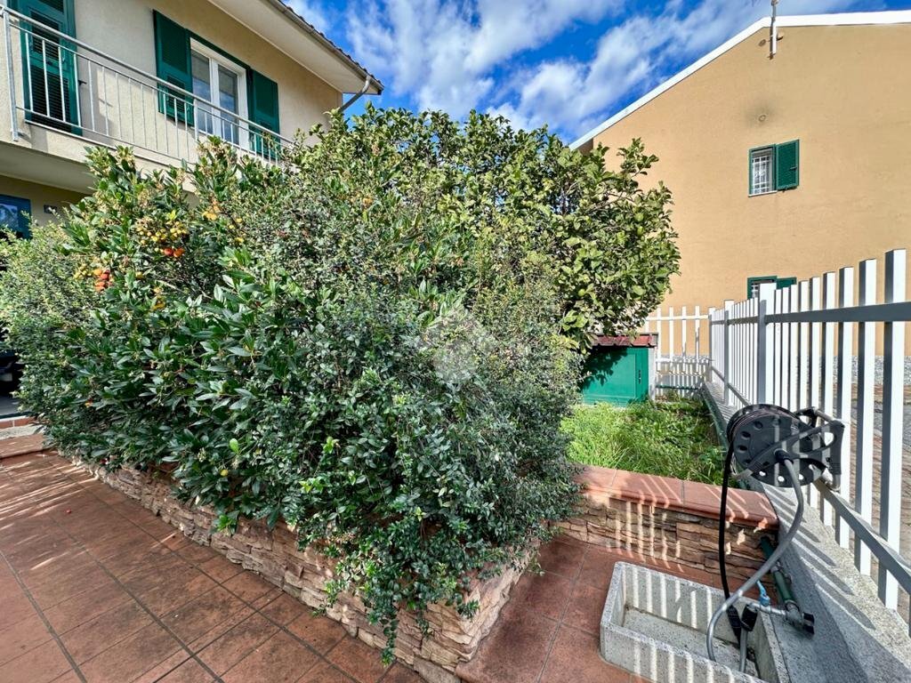 Villa a Schiera Via Coreallo, Spotorno - foto 2