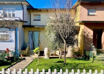 Villa a Schiera Via Fratelli Manfredi, Novellara - foto 7