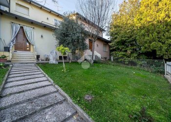 Villa a Schiera Via Fratelli Manfredi, Novellara - foto 9