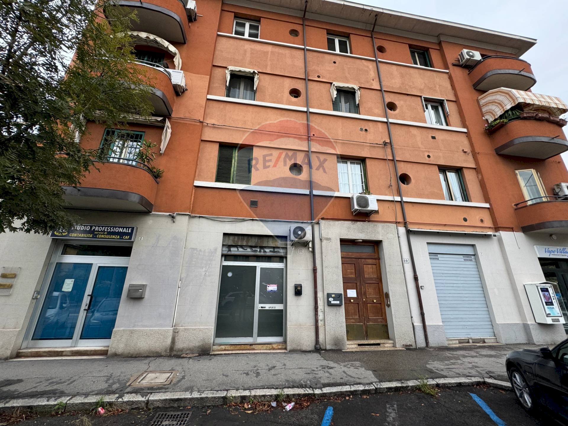 Locale Commerciale Via Donato Creti, 10/C 
 Bolognina, Bologna (zona Bolognina) - foto 1