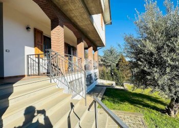 Trilocale Via Giovanni Laharnar, Casola Valsenio - foto 2