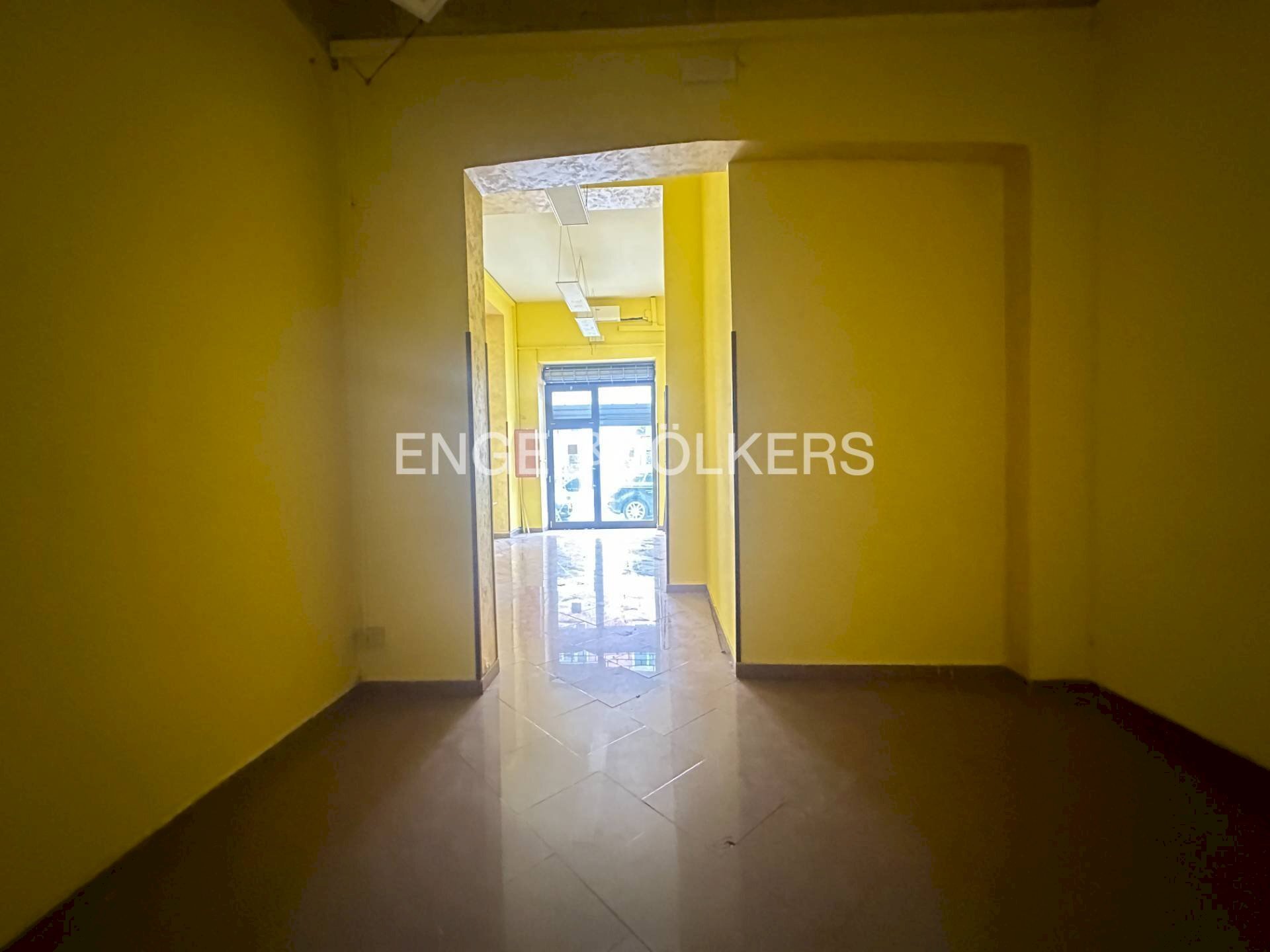 Locale Commerciale Via Cesare Battisti, Pescara - foto 2