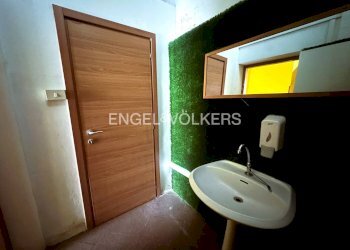 Locale Commerciale Via Cesare Battisti, Pescara - foto 9