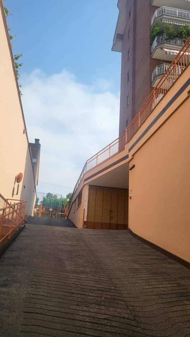 Box Via Torrazza Piemonte, Torino (zona Mirafiori Sud) - foto 2