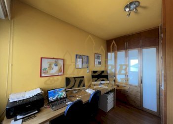 Studio o camera da letto - Appartamento Maccagno con Pino e Veddasca - foto 21