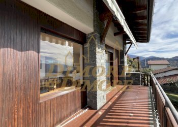 Balcone vista lago - Appartamento Maccagno con Pino e Veddasca - foto 16