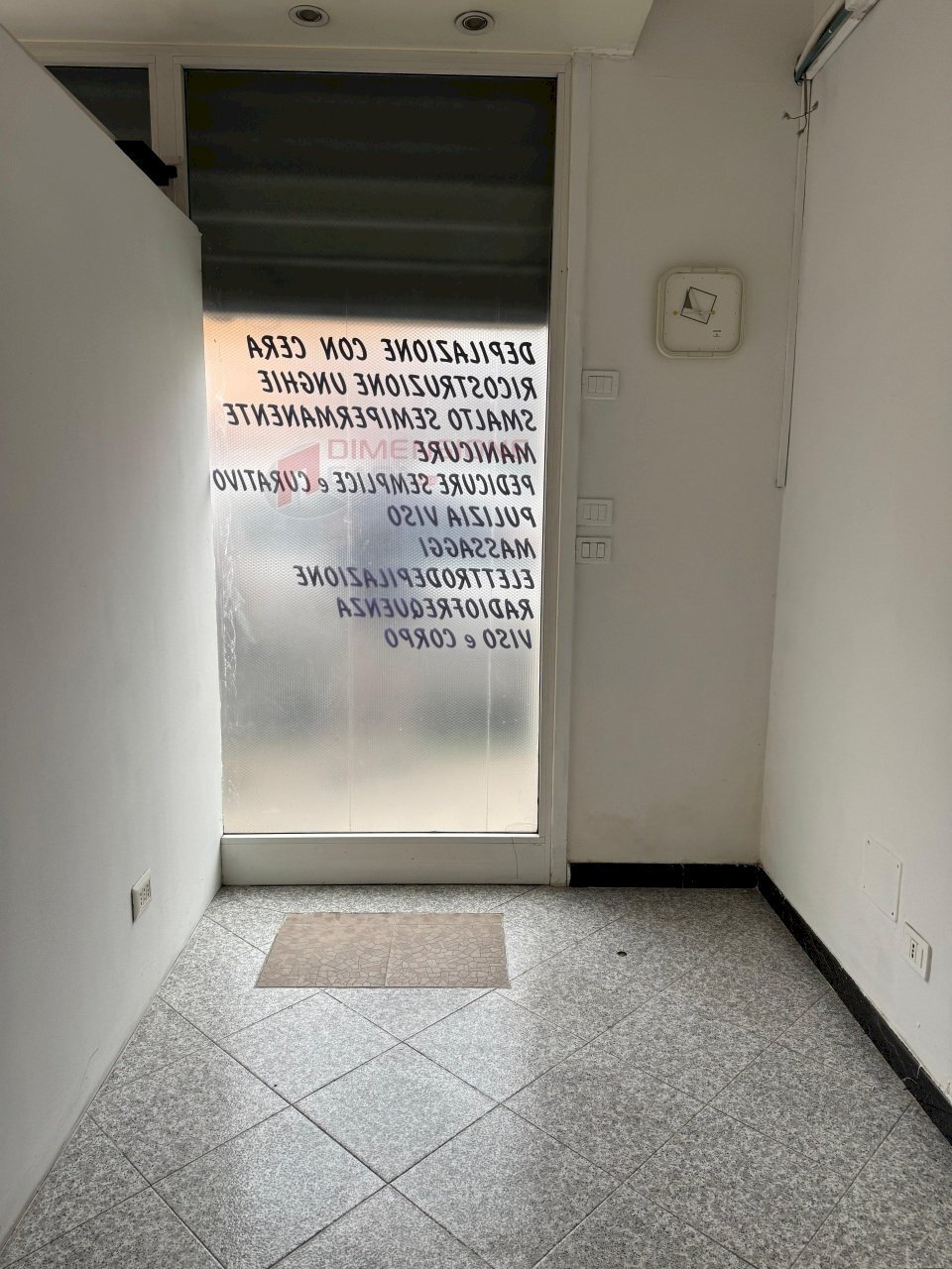 WhatsApp Image 2024-12-09 at 11.18.56(1).jpeg - Commercial Premises via delle rondini, Roma - photo 2