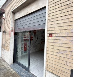 WhatsApp Image 2024-11-25 at 11.52.30.jpeg - Commercial Premises via delle rondini, Roma - photo 4