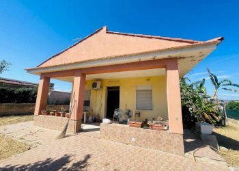 WhatsApp Image 2026-05-28 at 18.20.16 (3) - Villa Strada Benali 190, Siracusa - foto 1