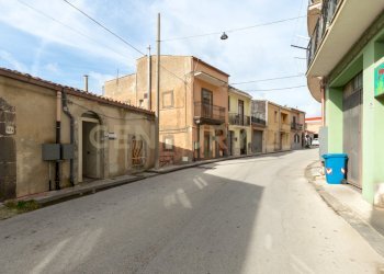Via Sabauda 63 (3).jpg - Apartment Via Sabauda 63, Buccheri - photo 6