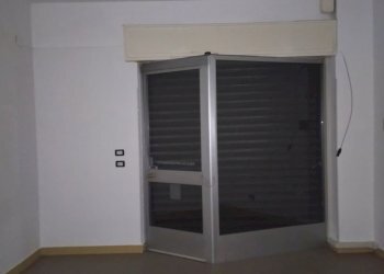 IMG_20221229_161312.jpg - Locale Commerciale VIA A. PORZIO 118, Casalmaggiore - foto 5