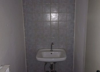 IMG_20221229_161422.jpg - Locale Commerciale VIA A. PORZIO 118, Casalmaggiore - foto 7