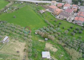 TERRENO - Agricultural land Contrada Santo Stefano 80, Silvi - photo 2