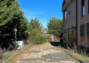 VIL-POGCAV29.jpg - Villa Contrada Poggio Cavallo, Potenza - foto 8