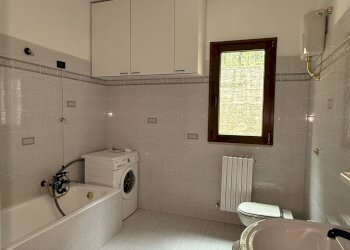 IMG_1404.JPG - Villa Contrada Poggio Cavallo, Potenza - foto 16