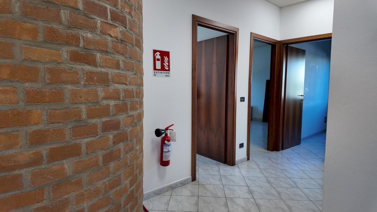 Shed Reggio nell'Emilia - photo 3