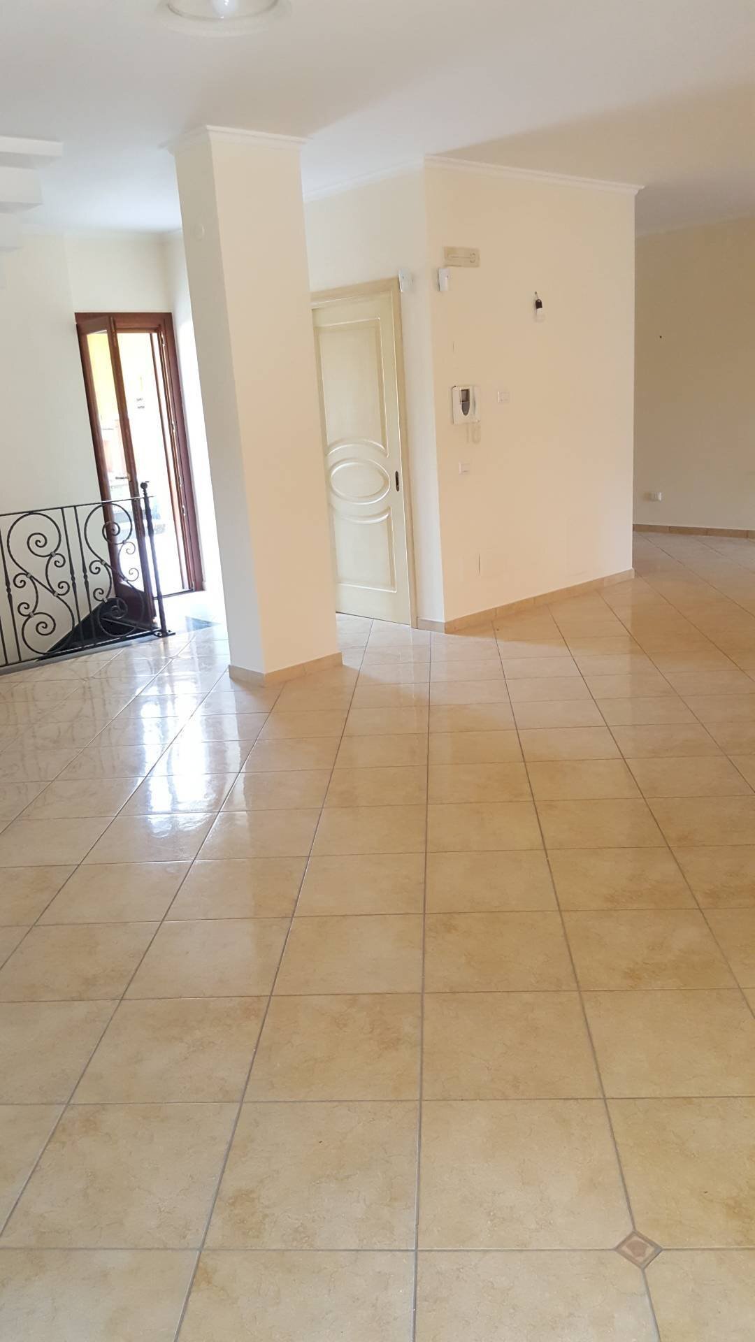 Villa Unifamiliare Via Carmignano, Maddaloni - foto 3