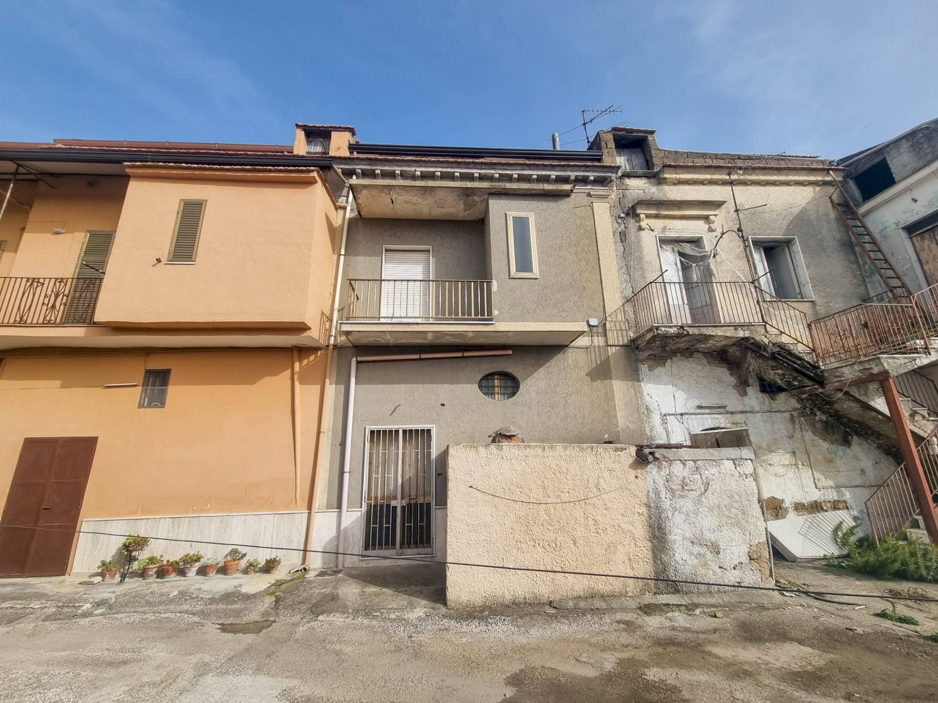 Three-room apartment Via Ponte Grotta, Maddaloni - photo 2