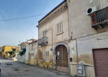 Trilocale Via Ponte Grotta, Maddaloni - foto 1