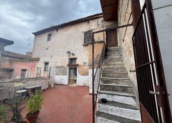 Rustico via Francesco D'Assisi, Maddaloni - foto 1