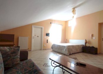 Quadrilocale Caserta - foto 8