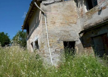 Facciata - Rustico via San Giovanni, 11, Polverigi - foto 7