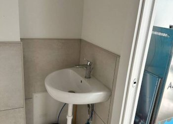 Bagno - Negozio via Vittorio Emanuele II, 83, Chieri - foto 3