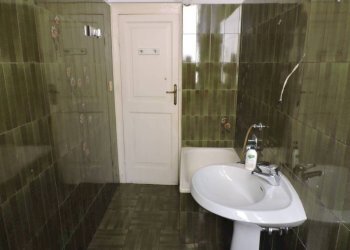 Bagno - Three-room apartment via Chiesa delle Grazie, Genova (neighborhood Sampierdarena) - photo 11