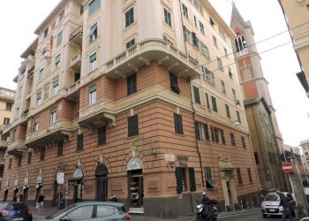 Facciata - Three-room apartment via Chiesa delle Grazie, Genova (neighborhood Sampierdarena) - photo 17