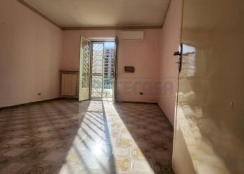 20241126_113654.jpg - Four-room apartment VIA BINETTI  22, Molfetta - photo 12