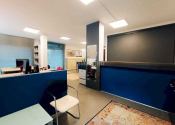 ingresso - Locale Commerciale Vicolo Madonnetta 1, Chieri - foto 5