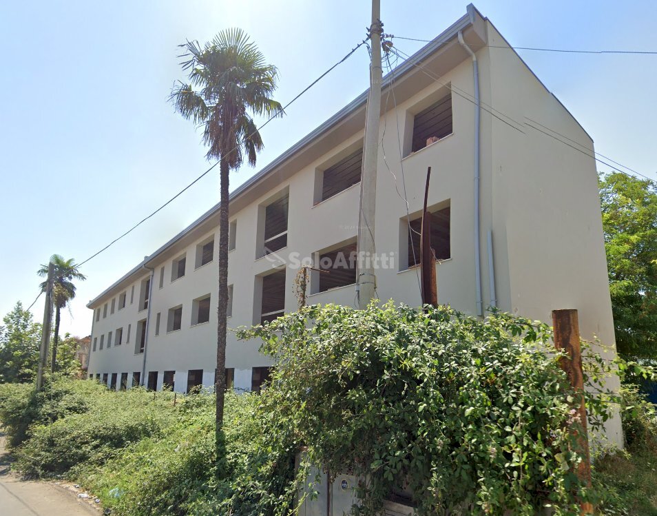 Immagine 2024-11-26 191815.png - Locale Commerciale Via Appia 198, San Nicola la Strada - foto 1