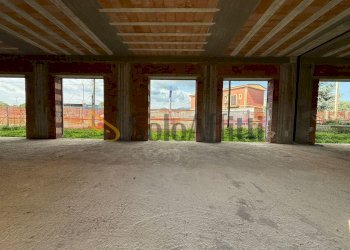 IMG-20250528-WA0009.jpg - Locale Commerciale Via Appia 198, San Nicola la Strada - foto 6