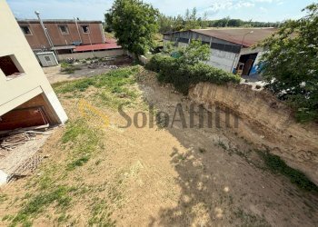 IMG-20250528-WA0015.jpg - Locale Commerciale Via Appia 198, San Nicola la Strada - foto 18