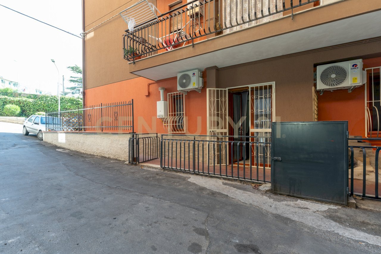 Via Balatelle 18 (4).jpg - Two-room apartment Via Balatelle 18, San Giovanni la Punta - photo 3