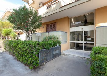 Via G.Guglielmino 74 (8).jpg - Appartamento Via Giovanni Guglielmino 74, Tremestieri Etneo - foto 8