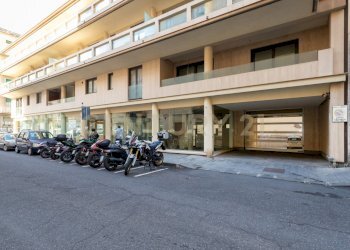 Via Milano 85 ct (3).jpg - Locale Commerciale Via Milano 85, Catania - foto 12