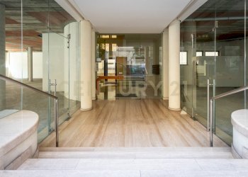 Via Milano 85 ct (5).jpg - Locale Commerciale Via Milano 85, Catania - foto 14