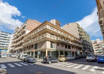 Via Milano 85 ct (1).jpg - Locale Commerciale Via Milano 85, Catania - foto 16