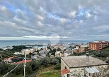 Bilocale Via Ranco, Savona (zona Valloria) - foto 2