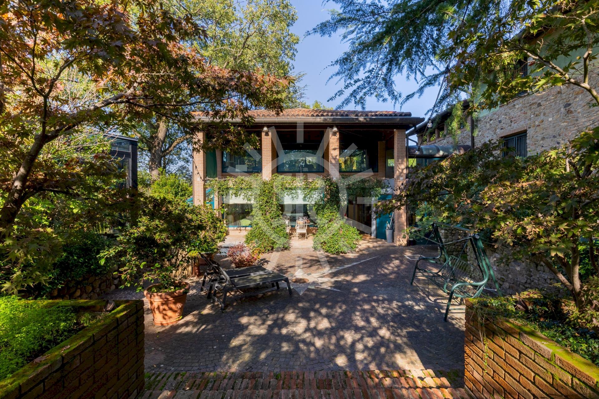 Portion of a house Castel San Pietro Terme - photo 1