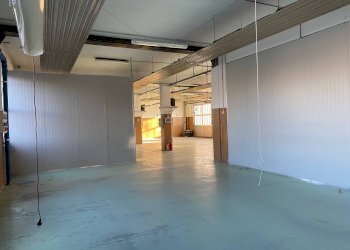 Locale Commerciale Via Sandro Botticelli, Torino (zona Regio Parco) - foto 7