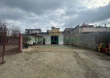 Locale Commerciale Saviano - foto 1