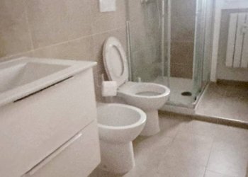 bagno - Bilocale via Zara, Brescia - foto 24