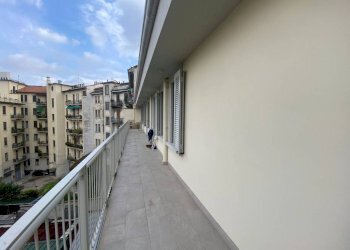 Balcone - Bilocale via Andrea Solari, 6, Milano - foto 12