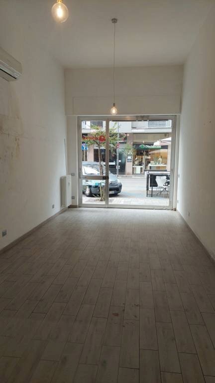 Interno non residenziale - Shop corso Piave, 6, Alba - photo 2