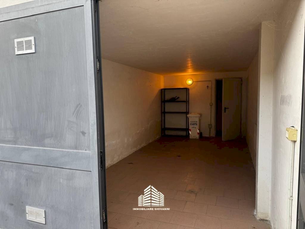 Box auto - Box via Caduti di Nassiriya, 21, Sommariva del Bosco - foto 2