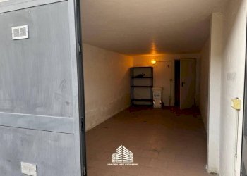 Box auto - Box via Caduti di Nassiriya, 21, Sommariva del Bosco - foto 2